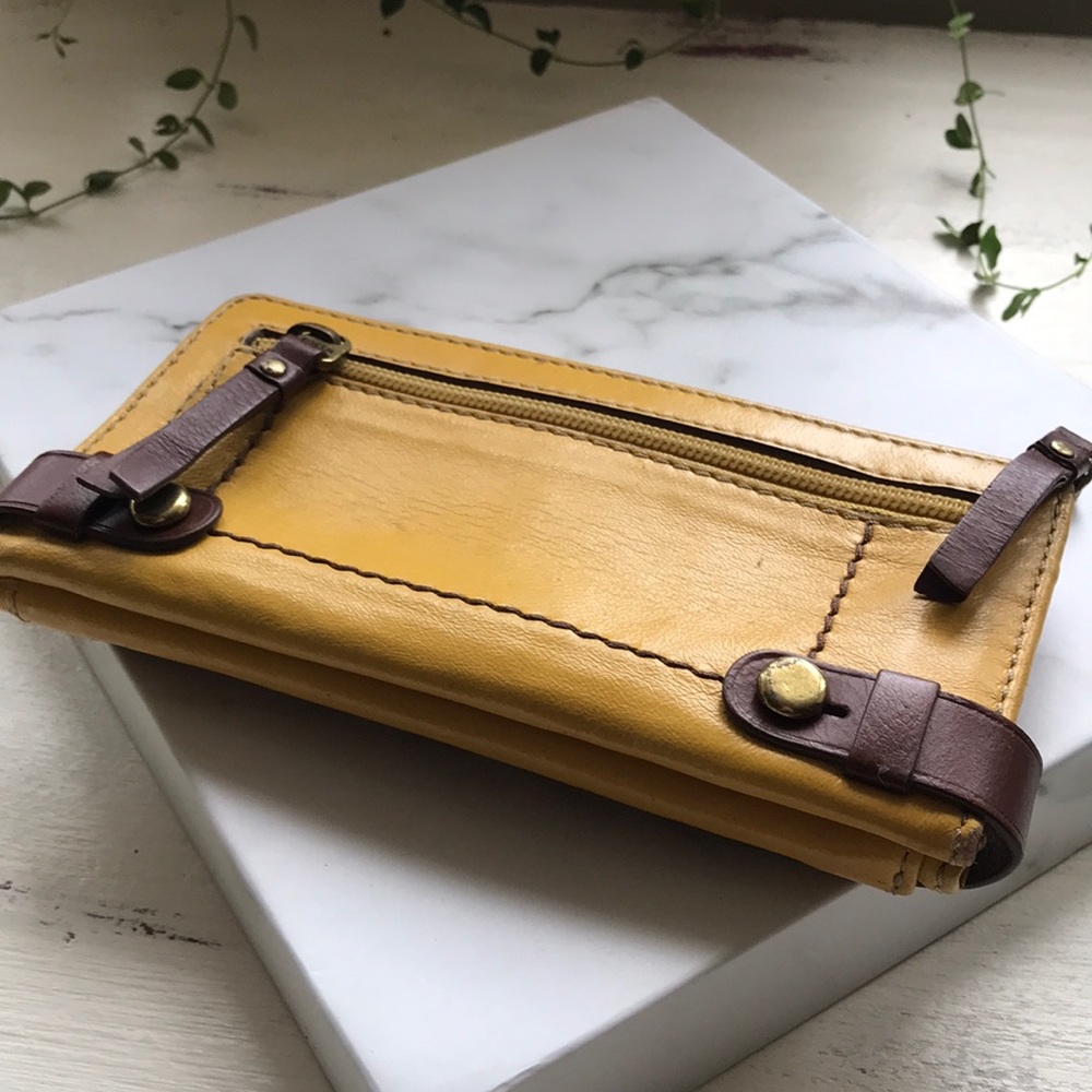 Fossil Wallet